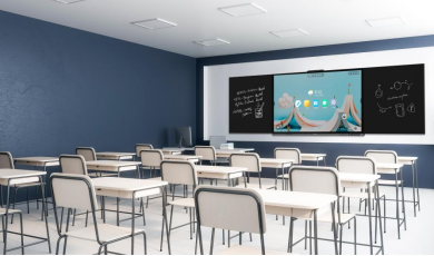 海信商用顯示向河南財政金融學(xué)院捐贈一批海信智慧黑板